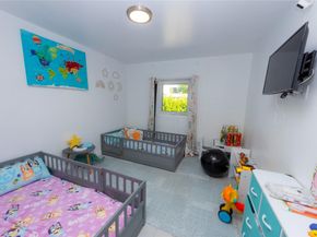 425 NW 122nd St, North Miami FL 33168