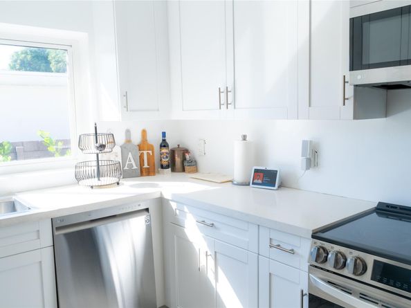 425 NW 122nd St, North Miami FL 33168