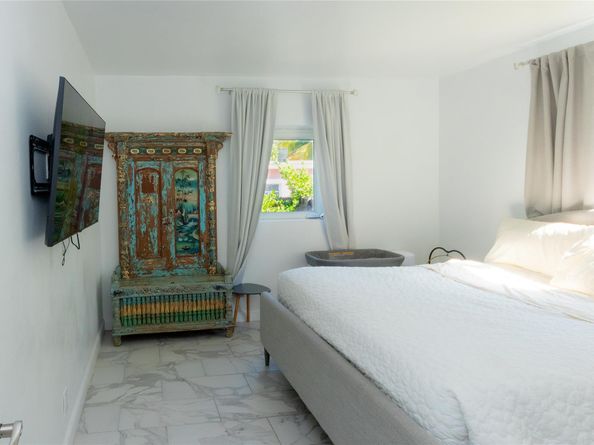 425 NW 122nd St, North Miami FL 33168