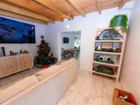 425 NW 122nd St, North Miami FL 33168