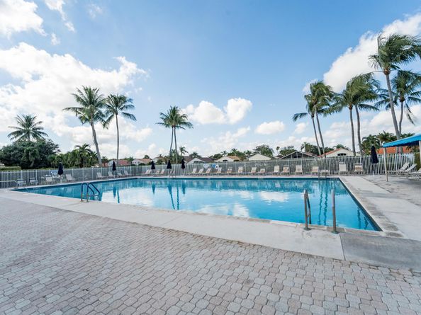 6243 Sand Hills Circle, Lake Worth FL 33463