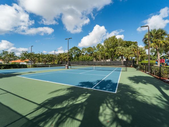 6243 Sand Hills Circle, Lake Worth FL 33463