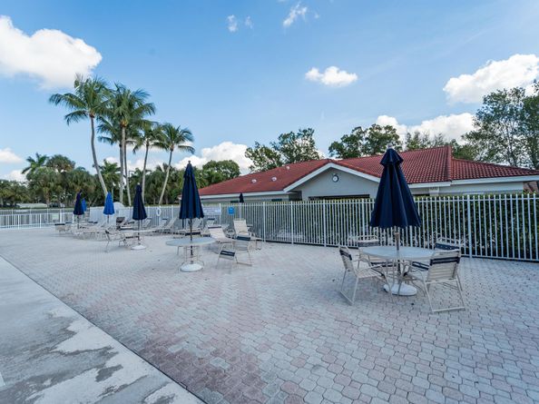 6243 Sand Hills Circle, Lake Worth FL 33463