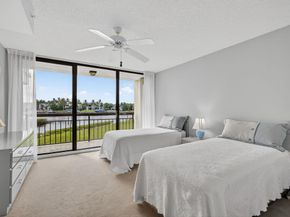 2201 Marina Isle Way 202, Jupiter FL 33477