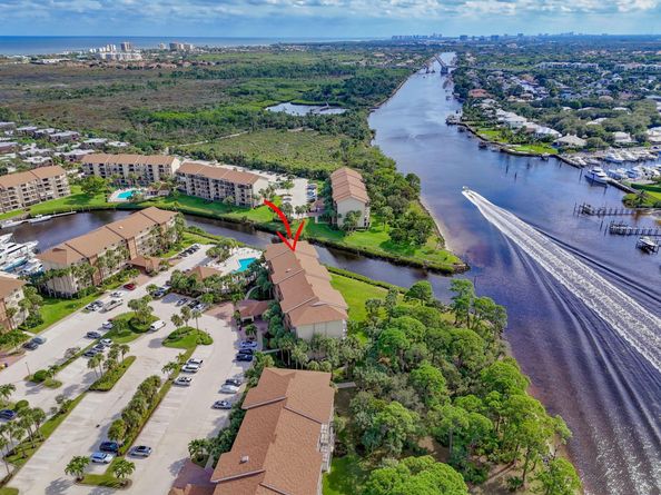 2201 Marina Isle Way 202, Jupiter FL 33477