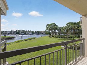 2201 Marina Isle Way 202, Jupiter FL 33477