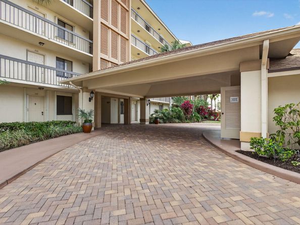 2201 Marina Isle Way 202, Jupiter FL 33477
