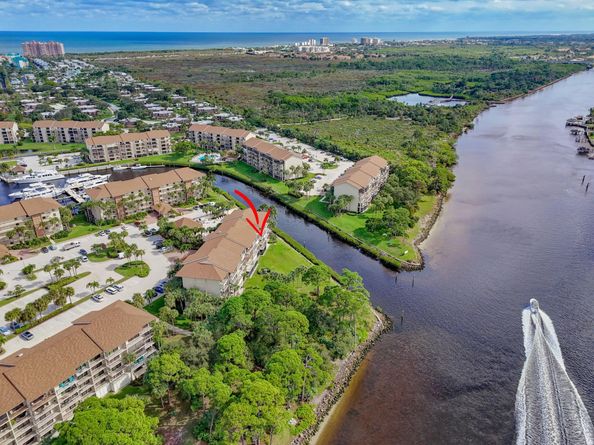 2201 Marina Isle Way 202, Jupiter FL 33477