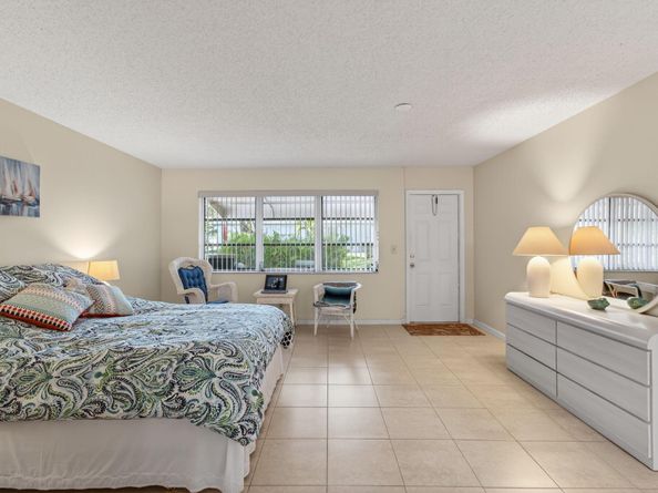 1225 Club Drive W B, Delray Beach FL 33445