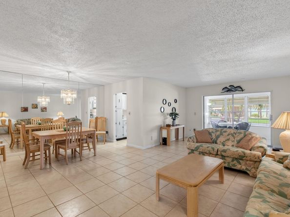 1225 Club Drive W B, Delray Beach FL 33445