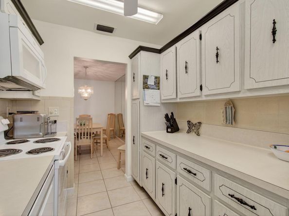 1225 Club Drive W B, Delray Beach FL 33445