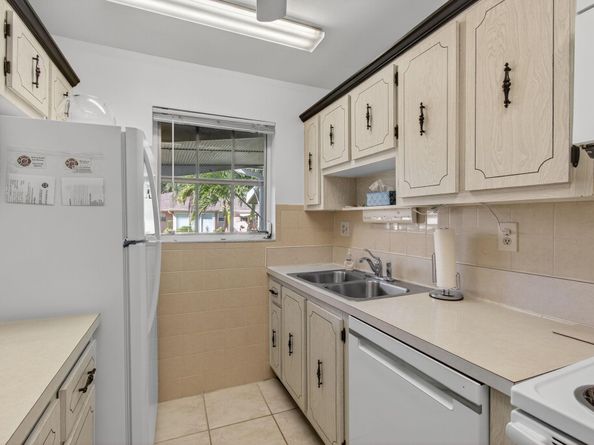 1225 Club Drive W B, Delray Beach FL 33445