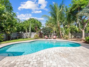 1551 Monroe St, Hollywood FL 33020