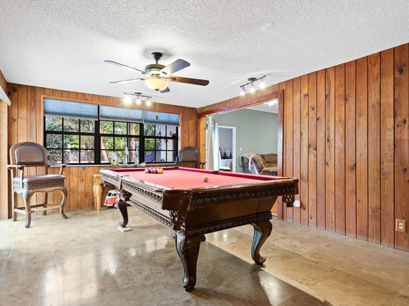 1551 Monroe St, Hollywood FL 33020