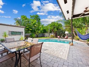 1551 Monroe St, Hollywood FL 33020