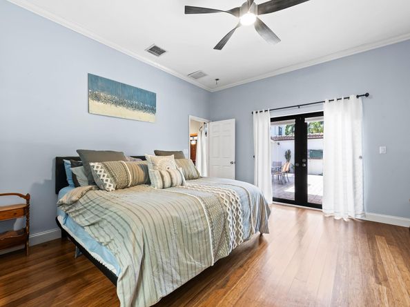 1551 Monroe St, Hollywood FL 33020