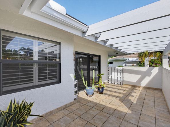 3644 Freshwater Drive, Jupiter FL 33477