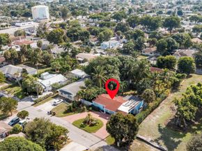 946 Alamanda Rd, West Palm Beach FL 33405