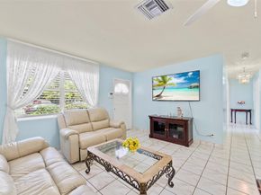 946 Alamanda Rd, West Palm Beach FL 33405