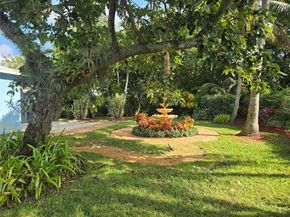 946 Alamanda Rd, West Palm Beach FL 33405