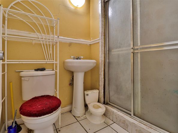 2520 NW 108th St, Miami FL 33167