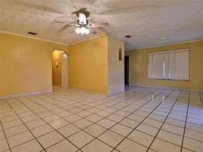 2520 NW 108th St, Miami FL 33167