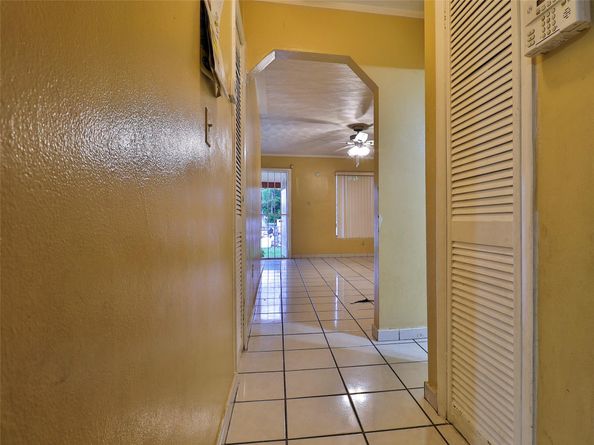 2520 NW 108th St, Miami FL 33167