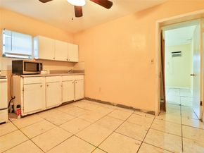 2520 NW 108th St, Miami FL 33167