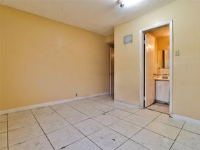 2520 NW 108th St, Miami FL 33167