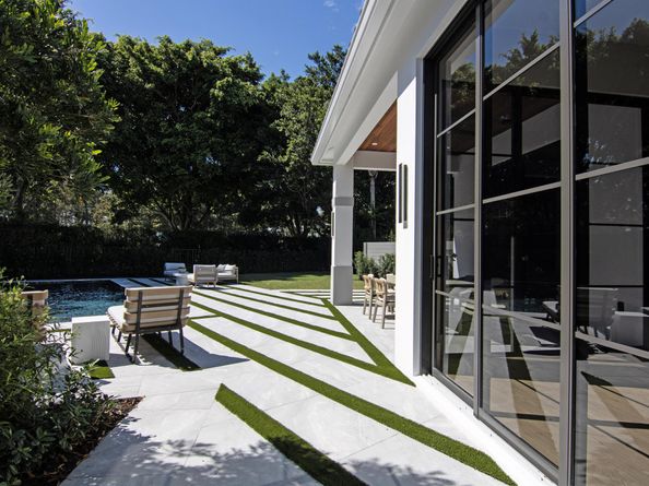 2579 Players Court, Wellington FL 33414