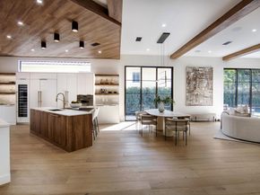 2579 Players Court, Wellington FL 33414