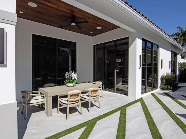 2579 Players Court, Wellington FL 33414