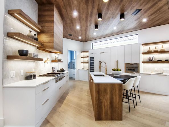 2579 Players Court, Wellington FL 33414