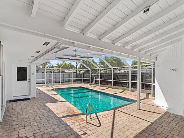 6560 Hayes Street, Hollywood FL 33024