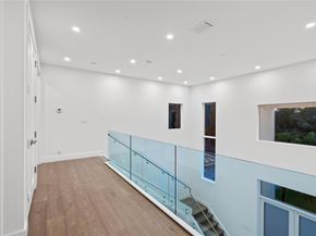 2103 N Riverside Dr, Pompano Beach FL 33062