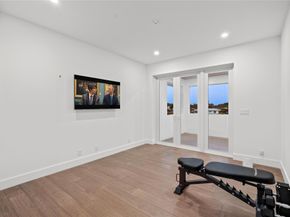 2103 N Riverside Dr, Pompano Beach FL 33062