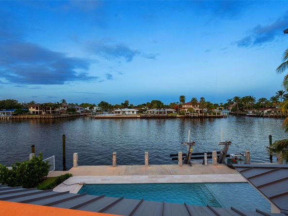 2103 N Riverside Dr, Pompano Beach FL 33062