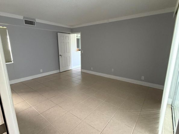 9 Piedmont A, Delray Beach FL 33484