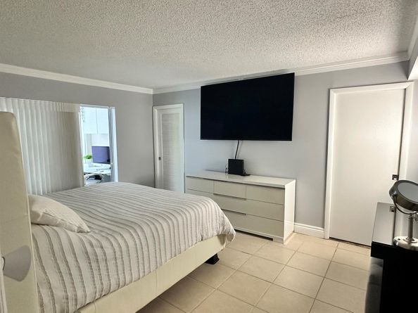 9 Piedmont A, Delray Beach FL 33484