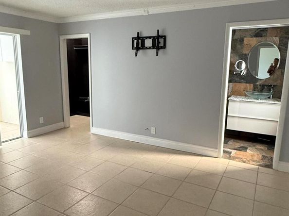 9 Piedmont A, Delray Beach FL 33484