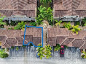 1020 Lake Shore Drive 105, Lake Park FL 33403