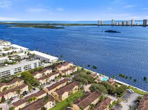 1020 Lake Shore Drive 105, Lake Park FL 33403