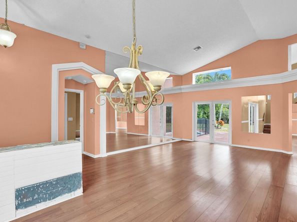 101 Van Gogh Way, Royal Palm Beach FL 33411