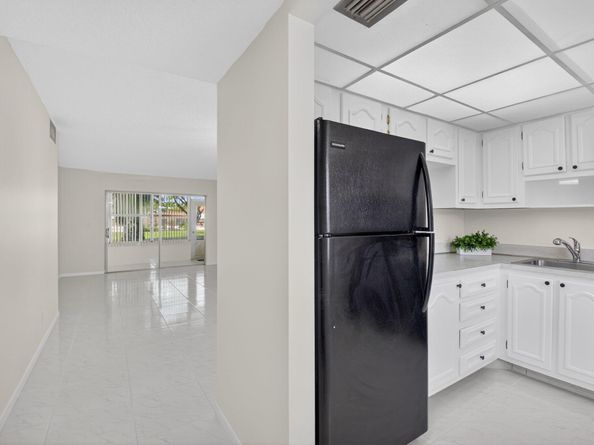 20 Abbey Lane 103, Delray Beach FL 33446