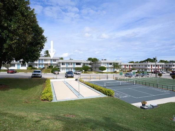 3402 Cynthia Lane 208, Lake Worth Beach FL 33461