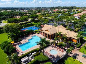 155 Bella Vista Way, Royal Palm Beach FL 33411