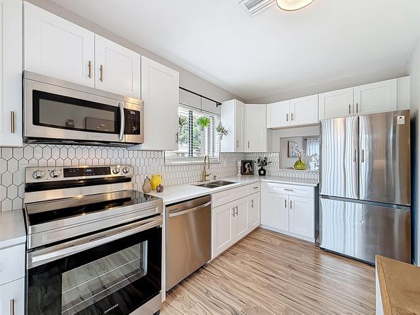 2300 NW 37th ave, Coconut Creek FL 33066