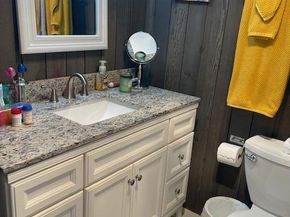 204 Windsor I, West Palm Beach FL 33417