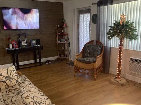 204 Windsor I, West Palm Beach FL 33417