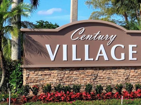 204 Windsor I, West Palm Beach FL 33417